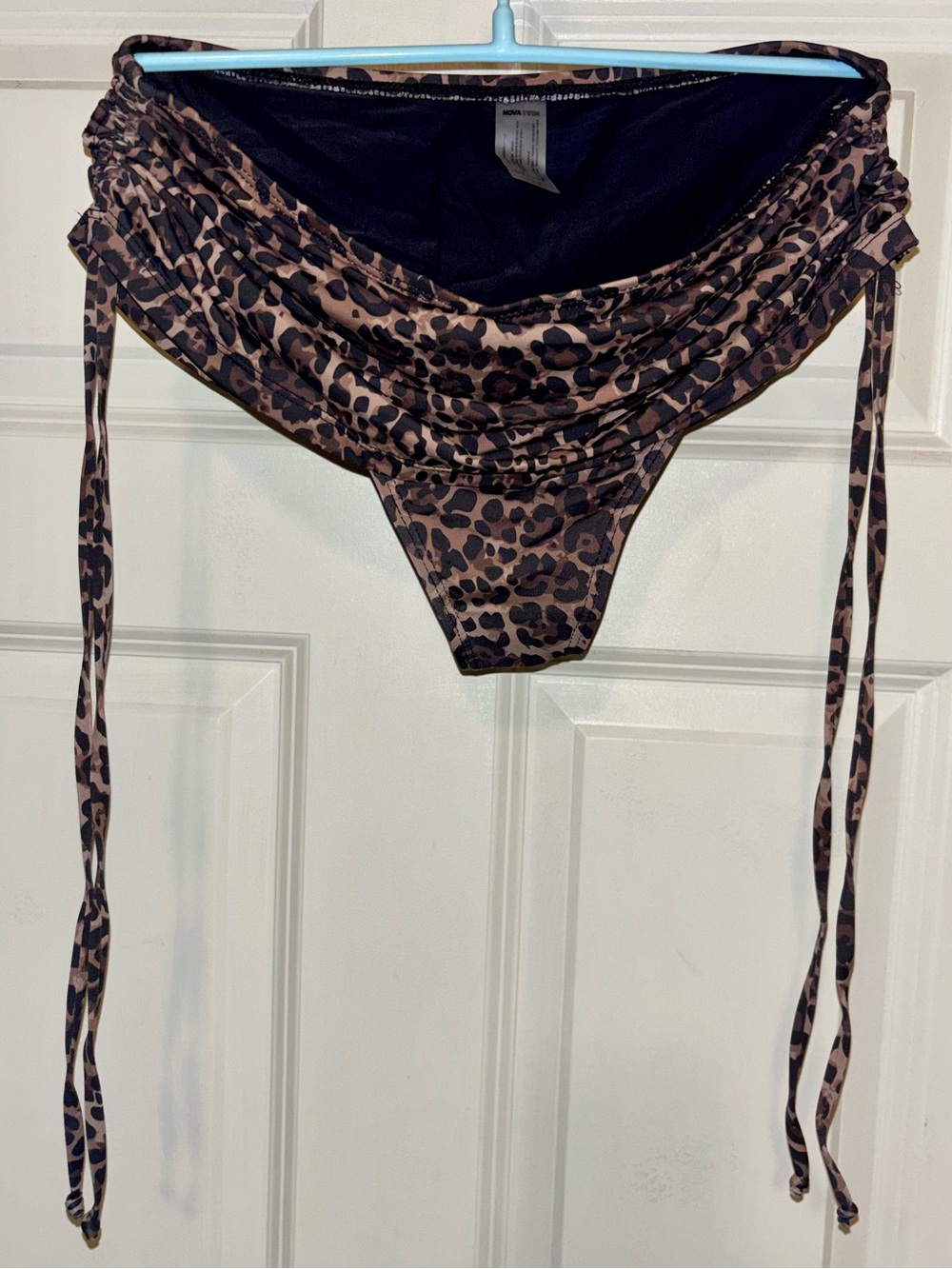 Fashion Nova Leopard Print Bikini Set - Picture 5 of 6